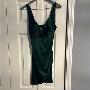 Emerald Sundae Elegant Dark Green Sleeveless Dress